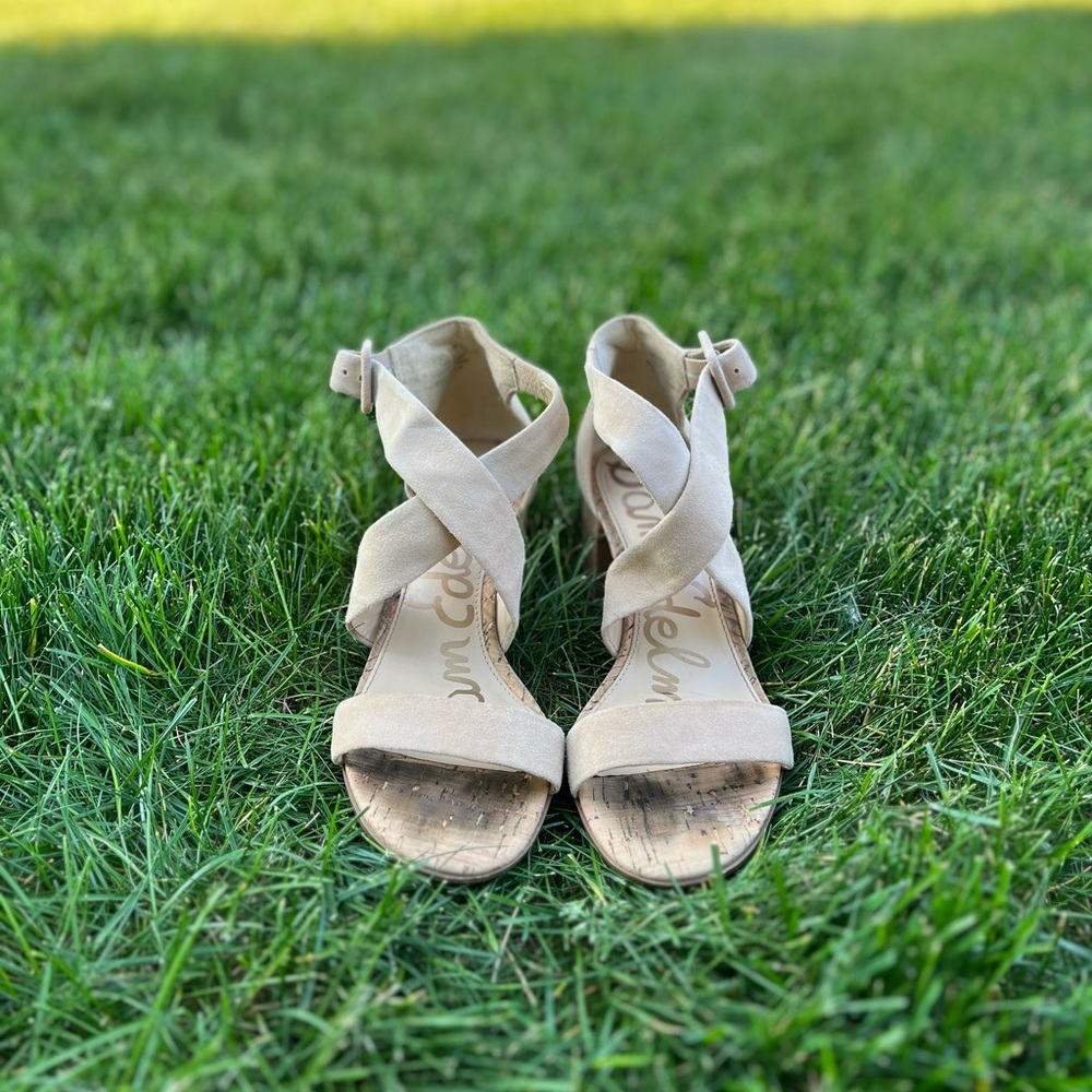 Nude Heels - image 5